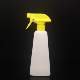 500ml消毒液瓶 三角塑料喷瓶 油污净喷雾瓶可定制